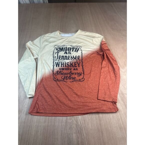 Tennessee Whiskey Strawberry Wine Graphic Tee Womens Large Long Sleeve Ombre Top - Picture 1 of 4